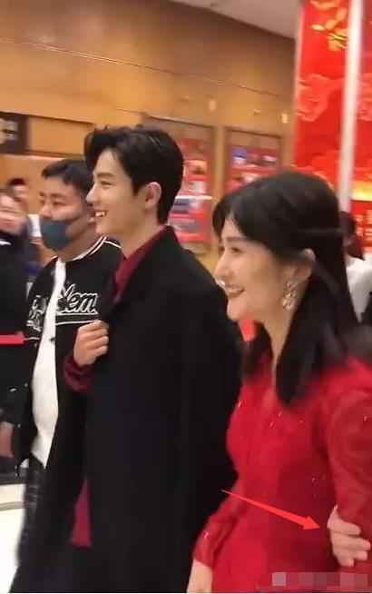 谢娜和肖战最新爆料消息,揭秘娱乐圈幕后故事与情感纠葛